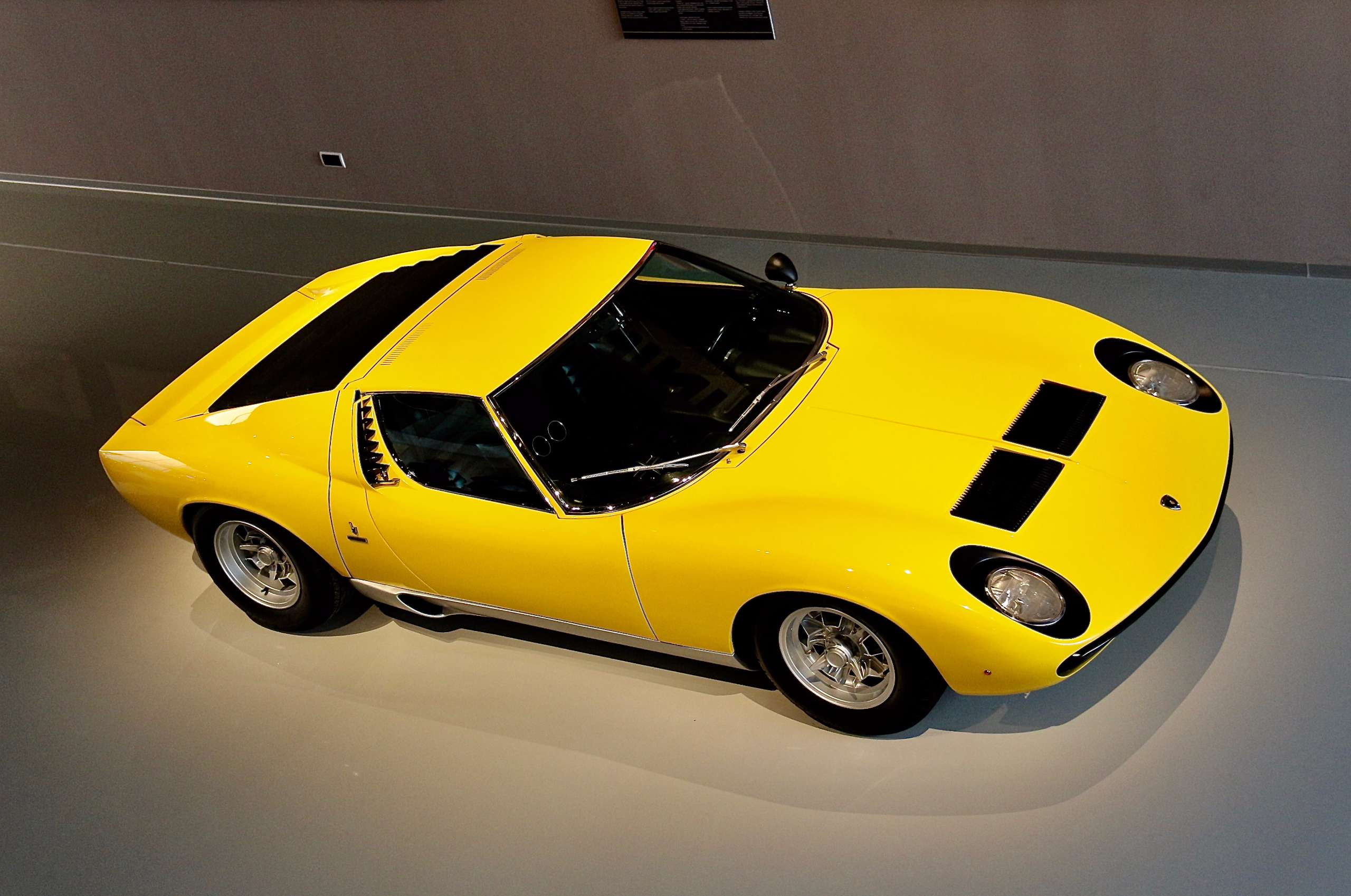 ErARTa. Lamborghini Легенда Дизайна.