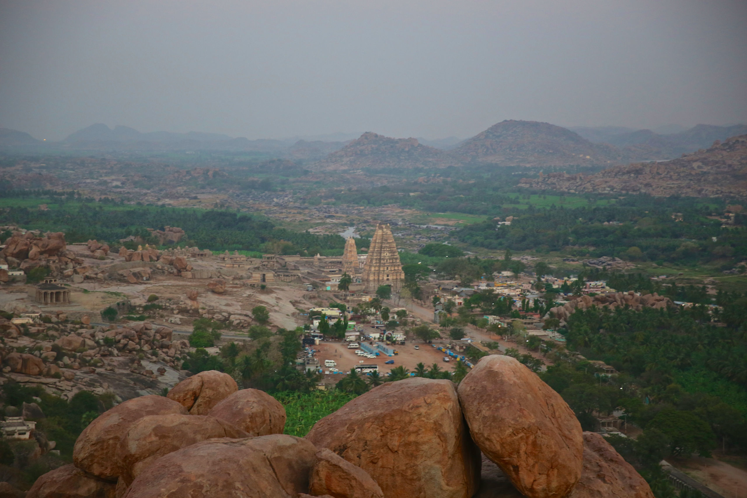 Встреча рассвета на горе Матанги. Хампи день 2