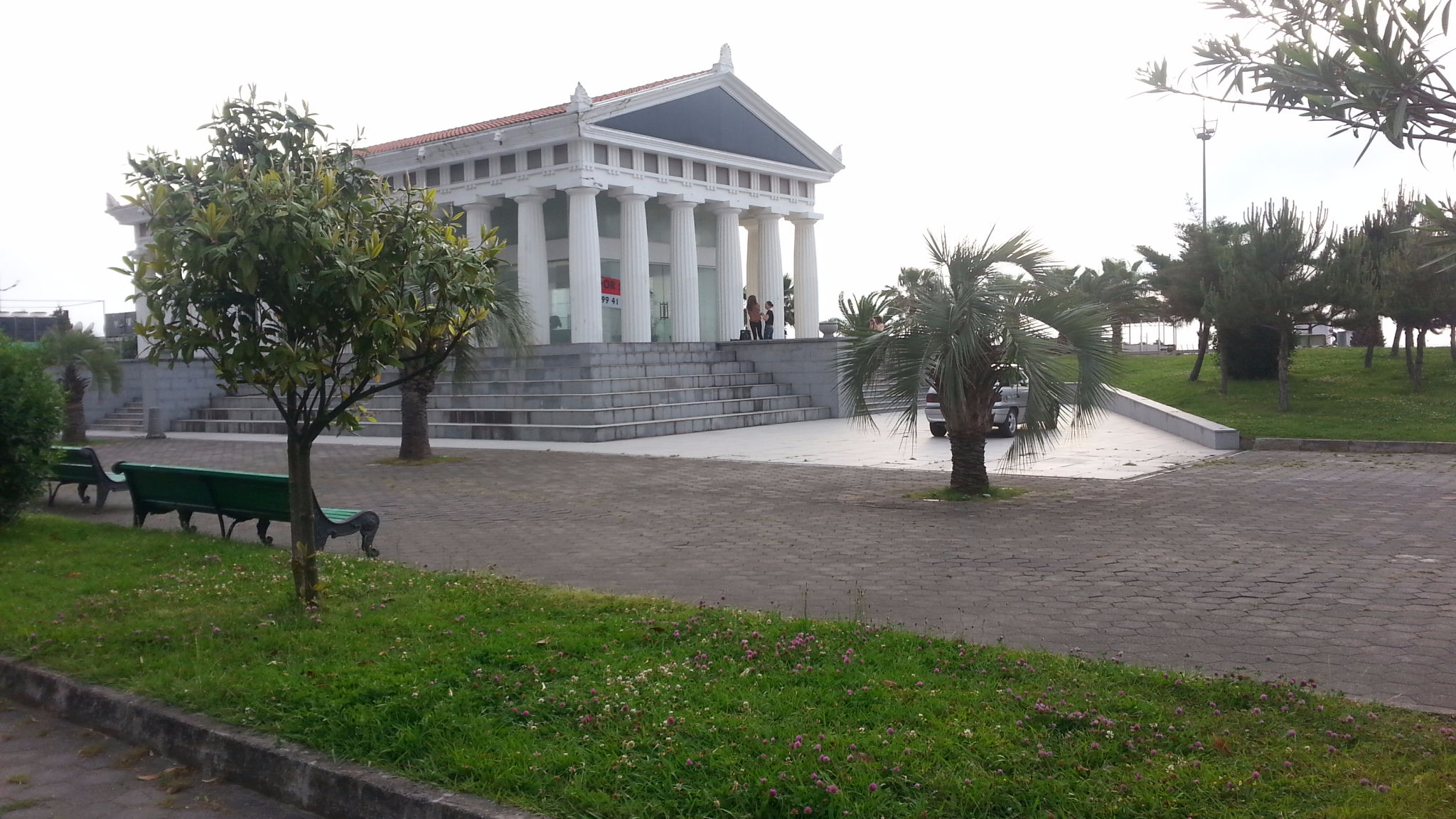 Очаровательный тур